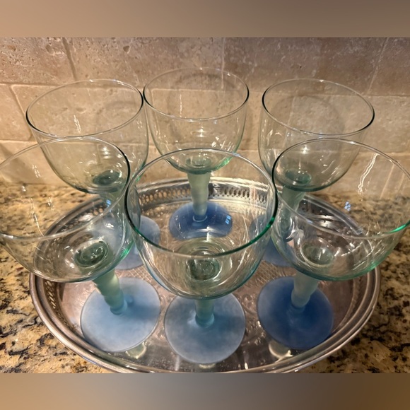 Mexican Hand Blown 6 Vintage Art Glasses Wine or Water Glasses with Frosted Stem - Picture 2 of 5